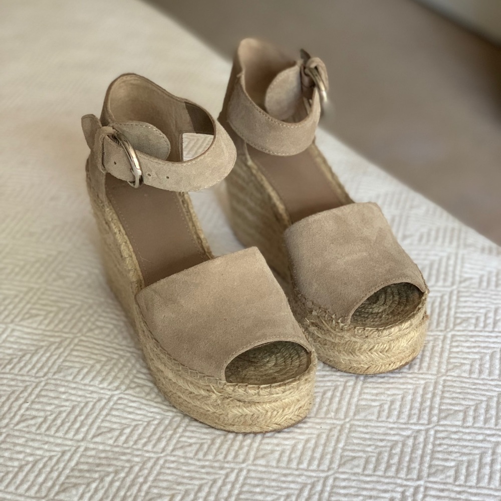 Marc Fisher Alida Espadrille Wedge — size 6.5